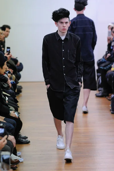 Look 37